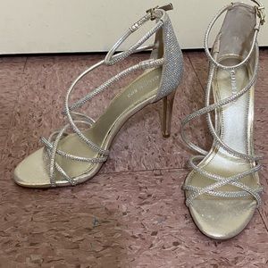 Heels worn once. Great condition